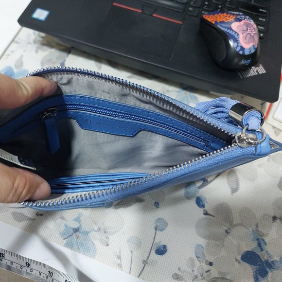 I.N.C. INTERNATIONAL CONCEPTS Molyy Party Pouch Wristlet Pretty Peri Blue - Picture 6 of 8